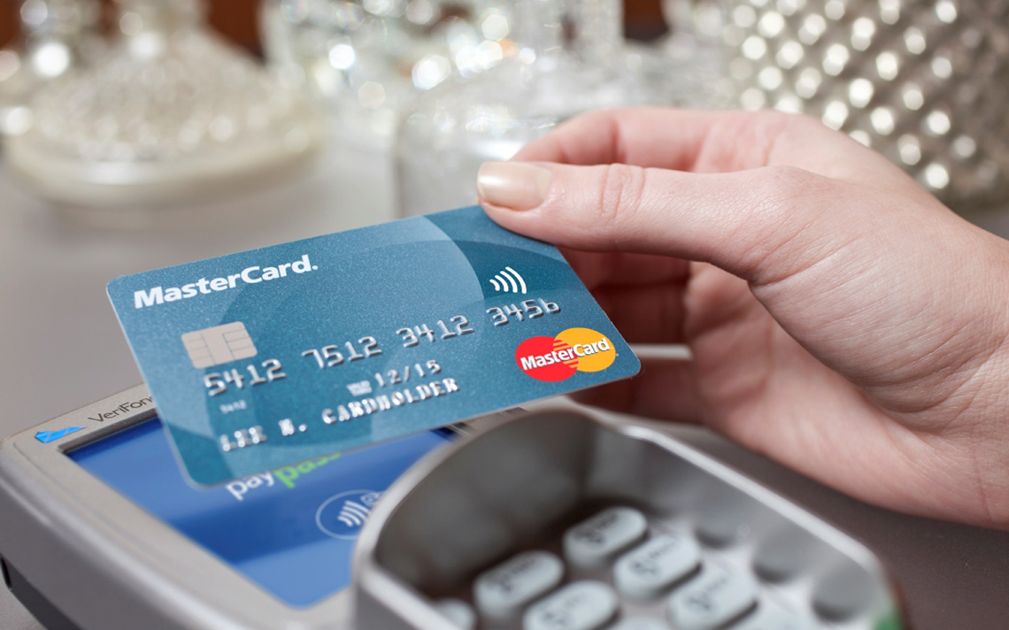 SAT checará tus compras con tarjetas, te multará si exceden tus ingresos