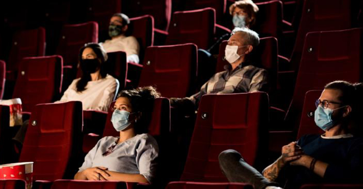 Agoniza la industria del cine en México