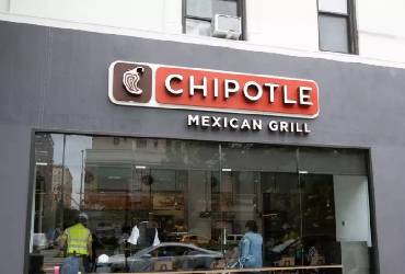 Alsea firma acuerdo con Chipotle para abrir restaurantes en México