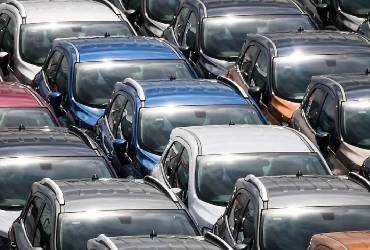 Cae 13% exportación de autos en enero