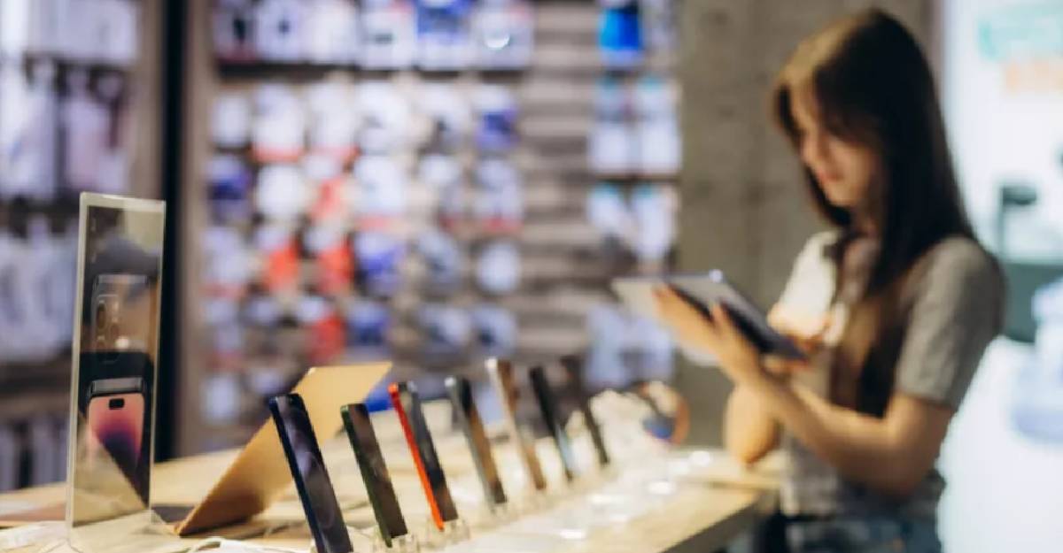 La crisis de RAM golpea a los smartphones baratos por el auge de la IA
					