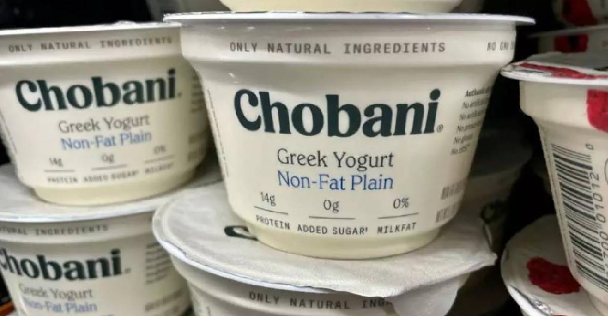 De los anaqueles premium al refrigerador del barrio, la expansión de Chobani en México