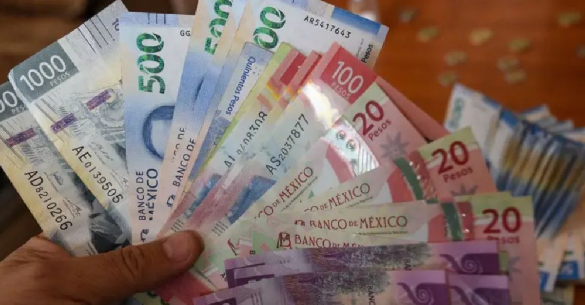 El salario mínimo presiona los sueldos base en México