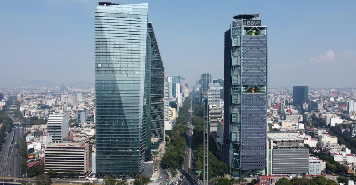 Inversión en México crece un 6.6% interanual en julio y consolida su recuperación