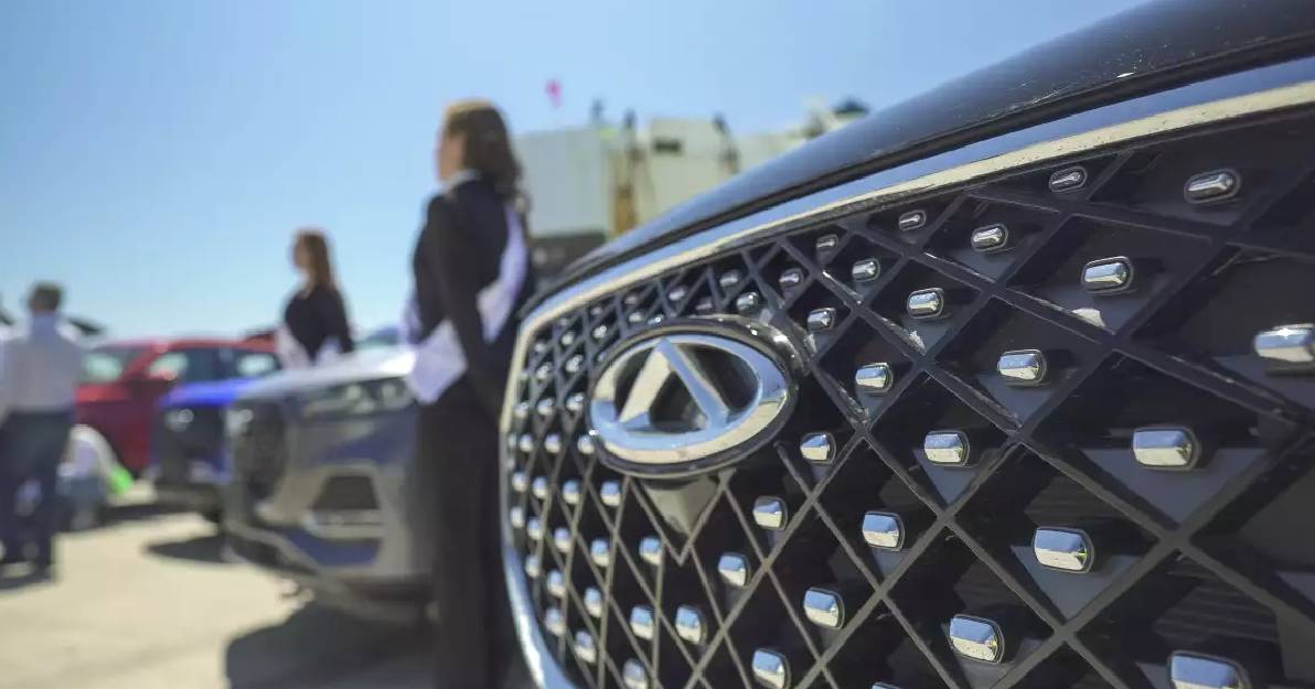 Las ventas de autos chinos pierden impulso por problemas en el servicio posventa