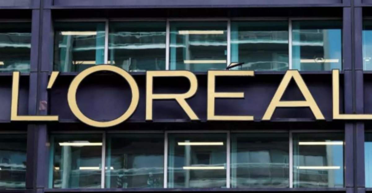 L'Oréal está cerca de comprar al propietario de la marca de moda Gucci