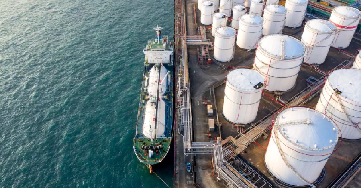 México explora reexportar gas estadounidense a Asia entre oportunidades fiscales y riesgos energéticos