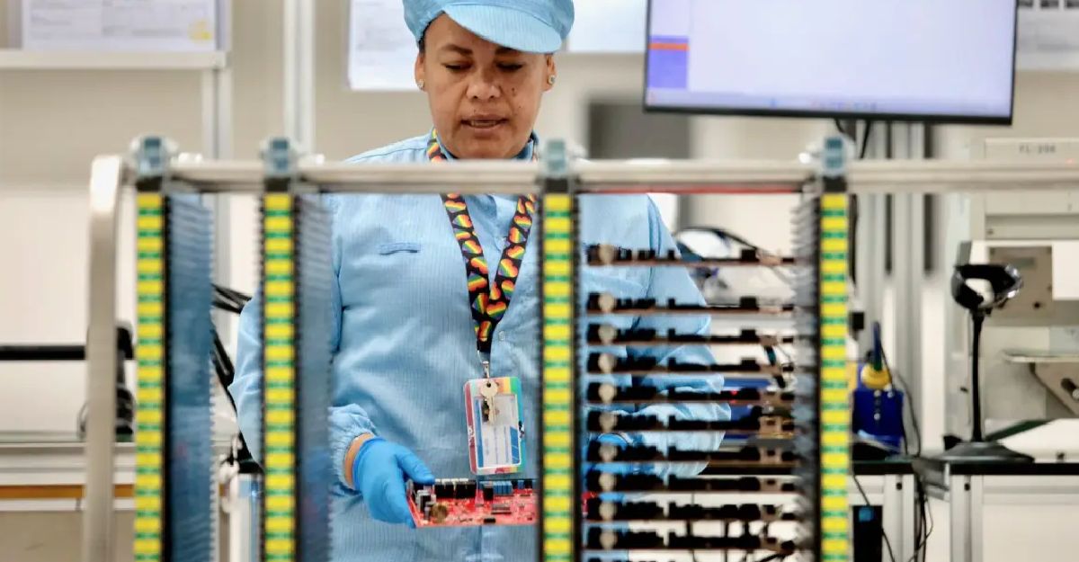 México registra el tercer mayor avance entre los principales exportadores de bienes para la IA