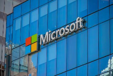 Microsoft se topa con pared y recorta sus objetivos de IA: las empresas no usan Copilot