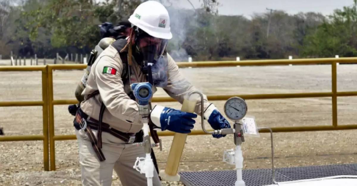 Pemex enfrenta su meta petrolera con menos pozos y equipos