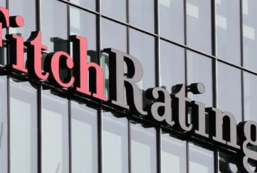 Petróleo ‘se desparrama’ tras reapertura total del Estrecho de Ormuz: ¿En cuánto se venden los barriles?