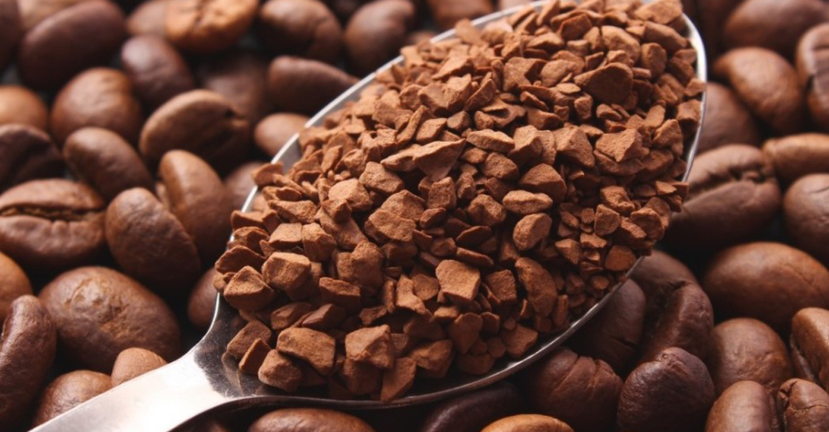 Profeco revisará marcas de café soluble; algunas lo rebajan con maíz o garbanzo 