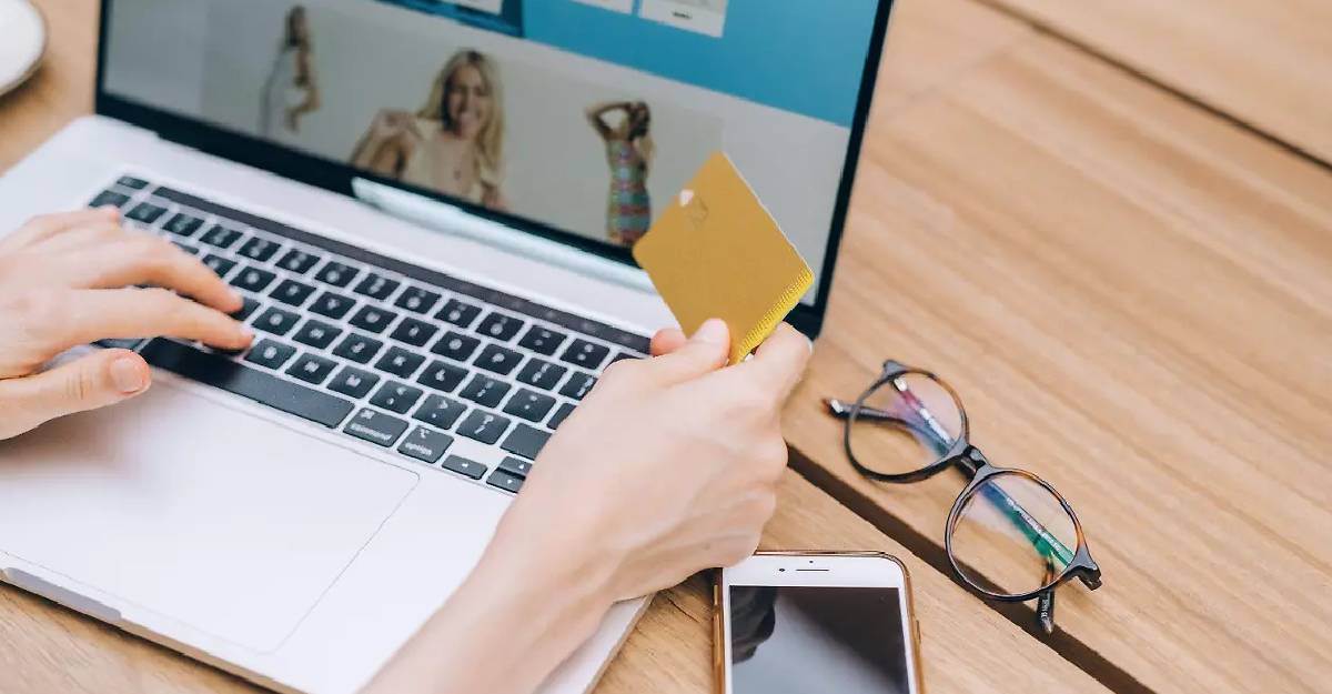Refuerza Profeco cooperación internacional para proteger a consumidores en compras digitales