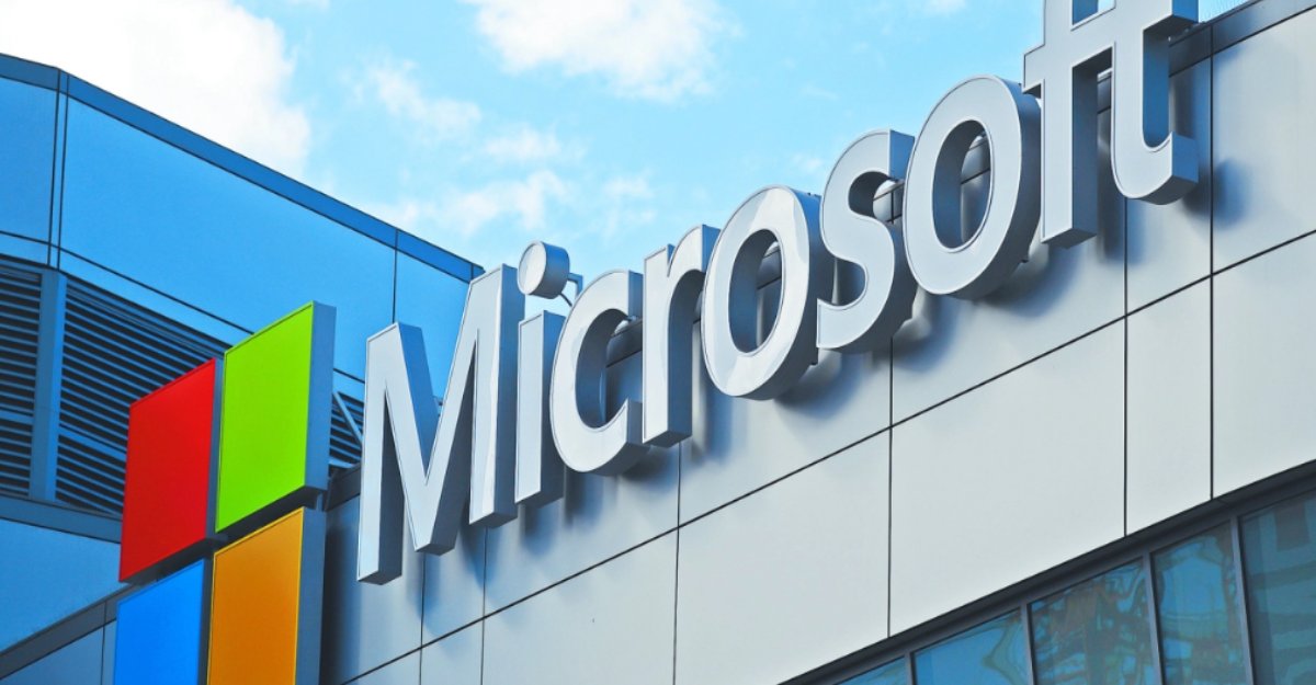 Reino Unido investiga a Microsoft por su dominio en el software empresarial
					