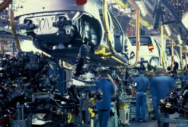 Revisión del T-MEC perfila nuevo choque en reglas de origen automotriz