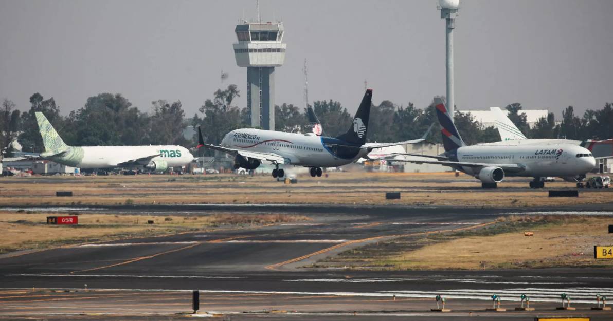 Calor extremo obliga a aerolíneas a reducir pasajeros por vuelo