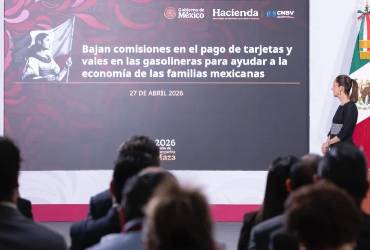 Hacienda anuncia reducción de comisiones bancarias en gasolineras para contener alza de precios